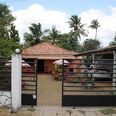 Docrid Hostel Weligama Exterior foto